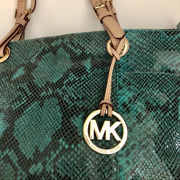 Michael Kors Jet Set python tote bag - Picture 5 of 13